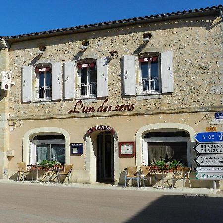 L'Un Des Sens Hotel Villefranche-de-Lonchat Buitenkant foto