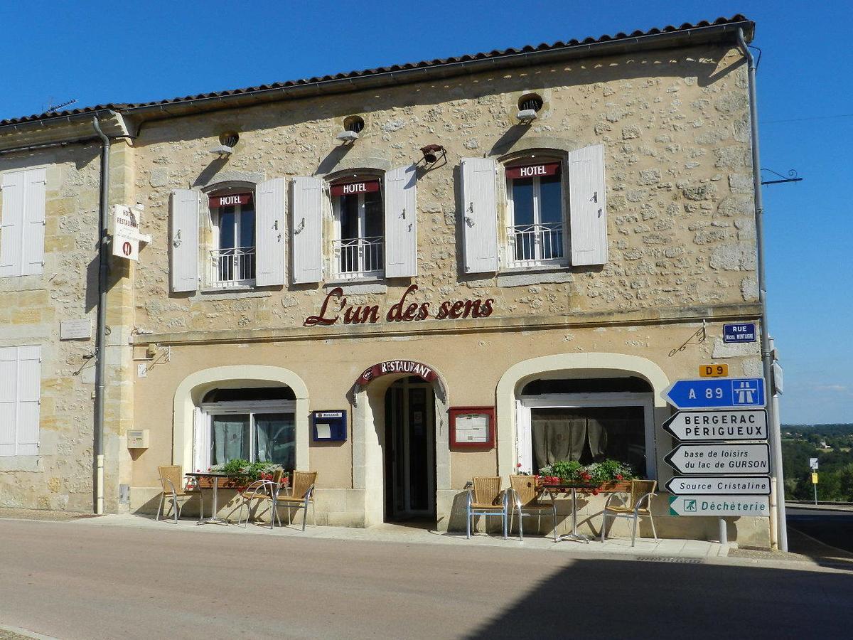 L'Un Des Sens Hotel Villefranche-de-Lonchat Buitenkant foto